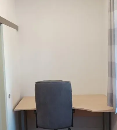 Deluxe H17 Pensionat 3*